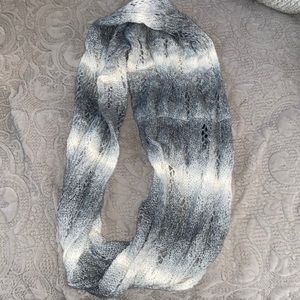 Woman’s Infinity Scarf